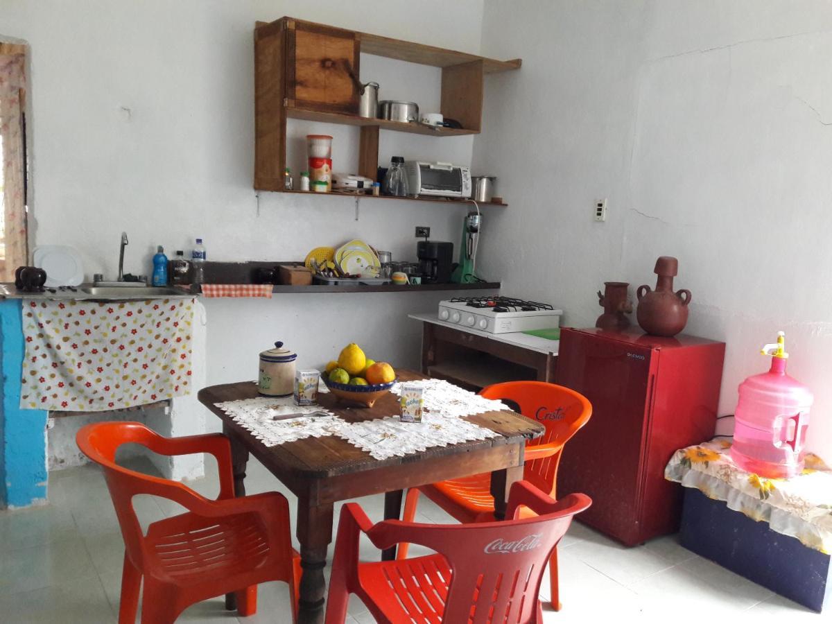 Hostal Y Temazcal Guemez Chichén-Itzá Exteriör bild