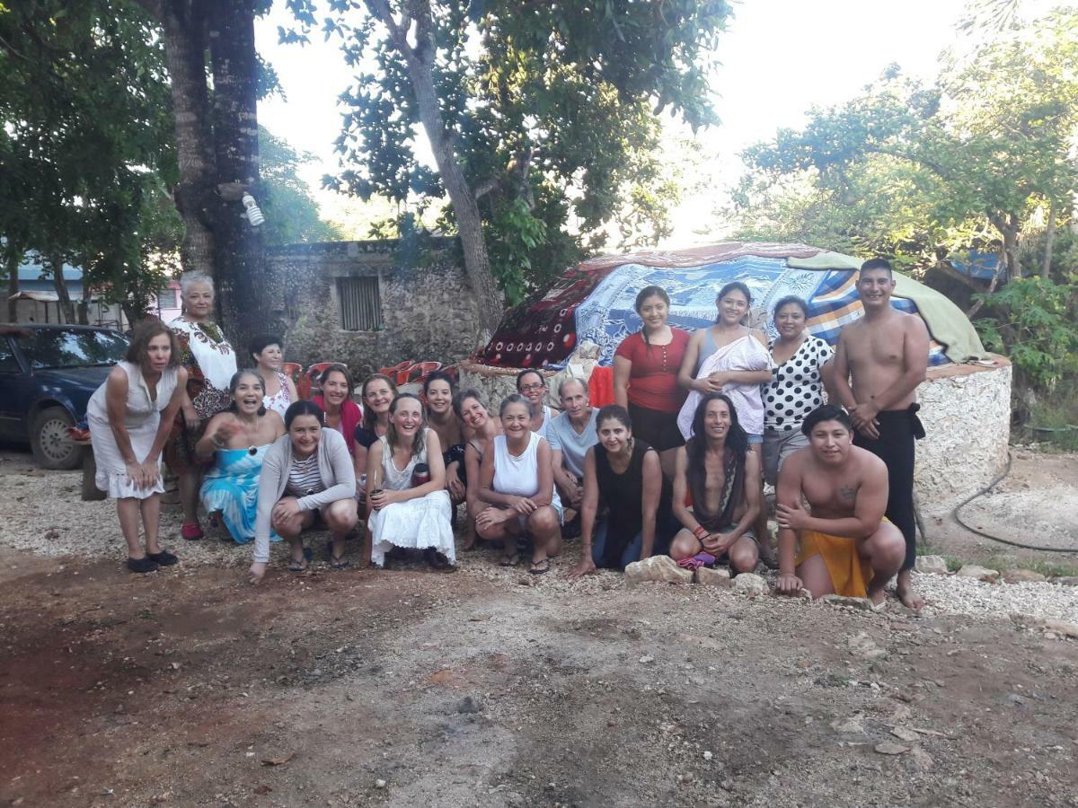 Hostal Y Temazcal Guemez Chichén-Itzá Exteriör bild